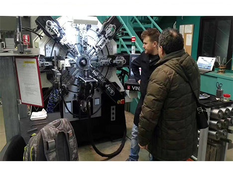 為什么450彈簧機是永騰最暢銷的機型?